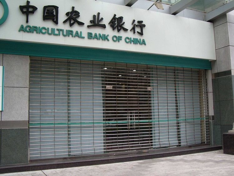 不銹鋼卷簾門(mén)